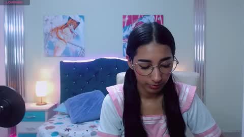 Snapshot of inocent_luna chatting on 02.22.26 Luna moon online show from 02.22.26