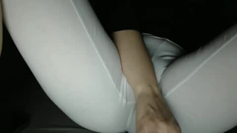 Snapshot of inocentekitty chatting on 10.07.25 Alessia online show from 10.07.25