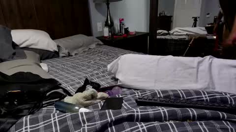 Snapshot of insatiablecpl333 chatting on 01.14.25 InsatiableCpl333 online show from 01.14.25