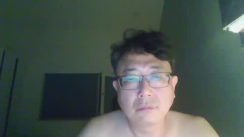 Snapshot of insuclee197641 chatting on 10.11.25 insuclee197641 online show from 10.11.25