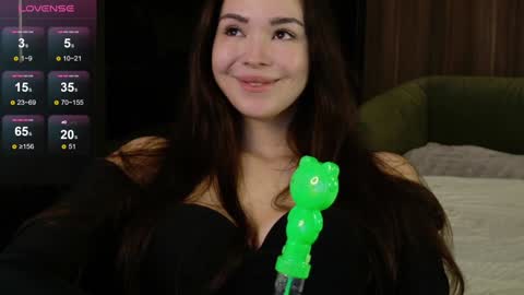 Snapshot of intelligencer chatting on 12.18.24 Sofi online show from 12.18.24