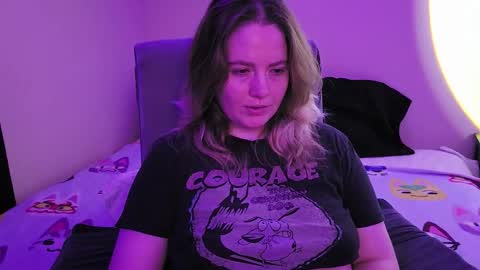 Faye online show from 12.23.25