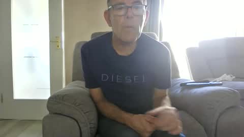 Snapshot of inthemood63 chatting on 09.14.25 inthemood63 online show from 09.14.25