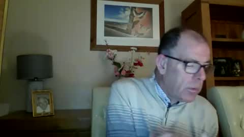 Snapshot of inthemood63 chatting on 10.12.25 inthemood63 online show from 10.12.25