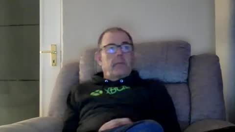 Snapshot of inthemood63 chatting on 10.16.25 inthemood63 online show from 10.16.25