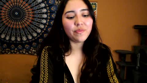 Snapshot of intimatetales chatting on 01.17.25 Africa online show from 01.17.25