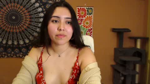 Snapshot of intimatetales chatting on 01.26.25 Africa online show from 01.26.25