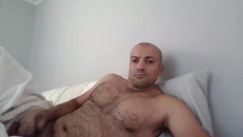 Snapshot of intolder35 chatting on 04.02.26 intolder35 online show from 04.02.26