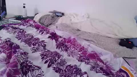 Snapshot of intrepideminence chatting on 02.20.26 Andres online show from 02.20.26