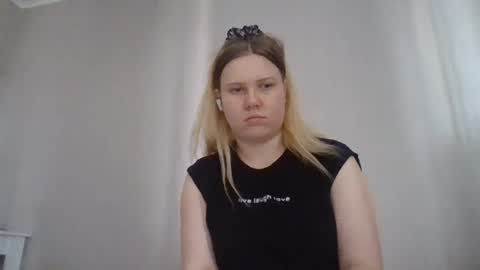 Lola online show from 06.21.26