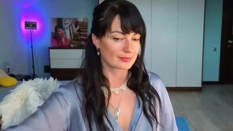 iracherrynow online show from 11.10.25