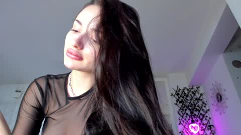 Ir s room online show from 02.08.25