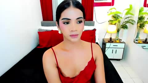 Snapshot of irina_woodshakylishxx chatting on 05.17.26 IRINAA online show from 05.17.26