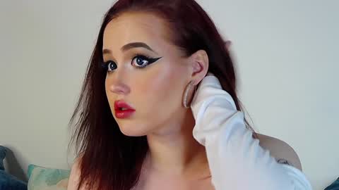 Snapshot of irinaart chatting on 12.13.24 Irina online show from 12.13.24