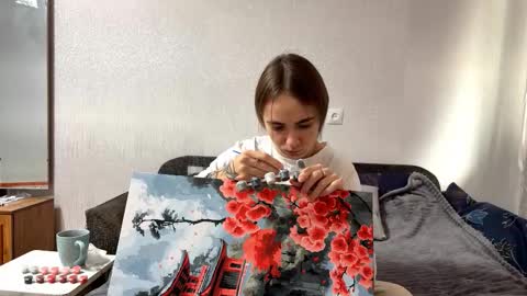 Evie online show from 09.30.25