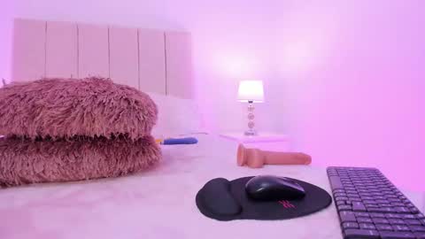 Snapshot of irinatanned chatting on 12.02.24 IRINA online show from 12.02.24