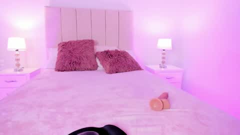 Snapshot of irinatanned chatting on 12.05.24 IRINA online show from 12.05.24