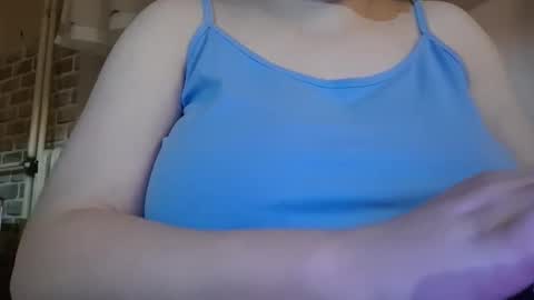 Snapshot of irinnak chatting on 09.17.25 IrinnaK online show from 09.17.25