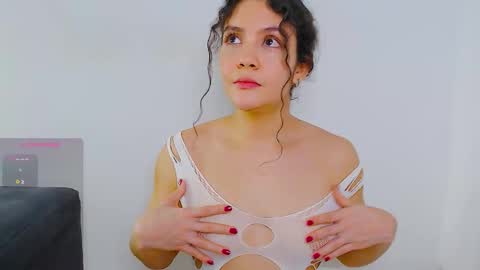 Instagram iris caprice online show from 09.28.25