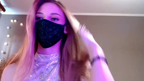 Lily online show from 05.03.26