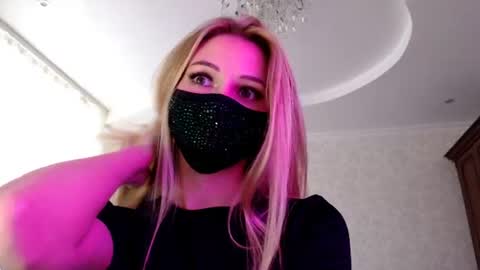 Lily online show from 08.03.26