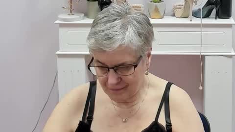I R I S online show from 03.20.26