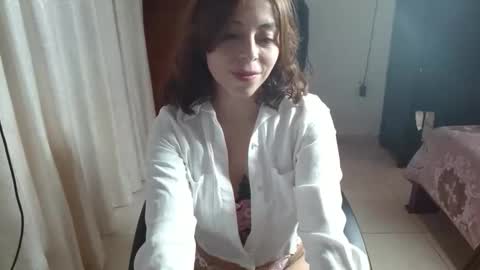 irisarellano_ online show from 05.09.26