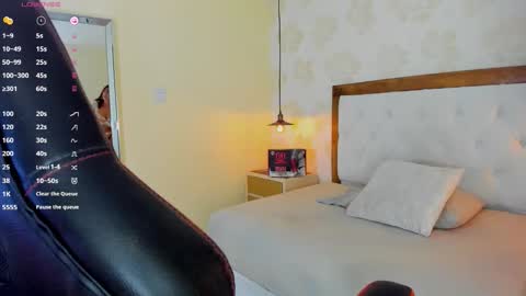 Iris  online show from 10.14.25