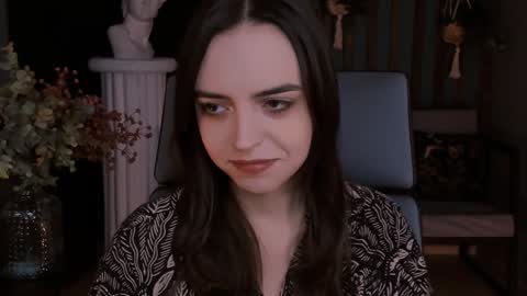 Iris online show from 12.12.24