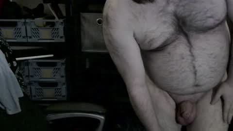 Snapshot of irishdaddy24 chatting on 12.04.24 twitter theirishman205 online show from 12.04.24