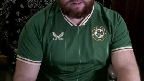 Snapshot of irishdaddy24 chatting on 12.06.24 twitter theirishman205 online show from 12.06.24