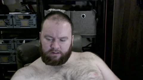 Snapshot of irishdaddy24 chatting on 12.23.24 twitter theirishman205 online show from 12.23.24