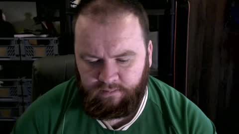 Snapshot of irishdaddy24 chatting on 12.31.24 twitter theirishman205 online show from 12.31.24