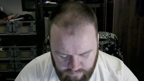 Snapshot of irishdaddy24 chatting on 02.15.25 twitter theirishman205 online show from 02.15.25