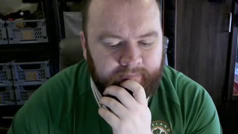 Snapshot of irishdaddy24 chatting on 02.19.25 twitter theirishman205 online show from 02.19.25