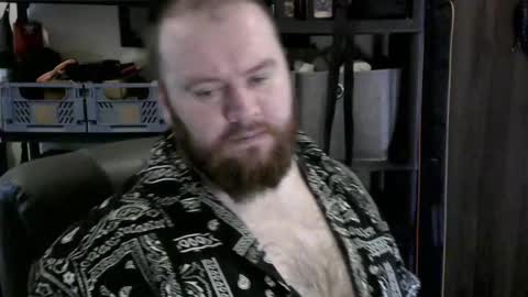 Snapshot of irishdaddy24 chatting on 02.23.25 twitter theirishman205 online show from 02.23.25