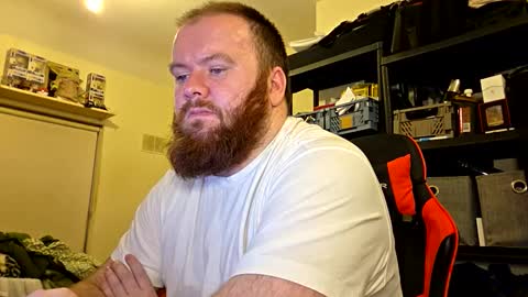 Snapshot of irishdaddy24 chatting on 10.17.25 twitter theirishman205 online show from 10.17.25