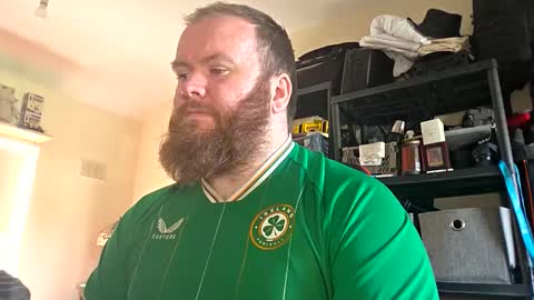 Snapshot of irishdaddy24 chatting on 10.28.25 twitter theirishman205 online show from 10.28.25
