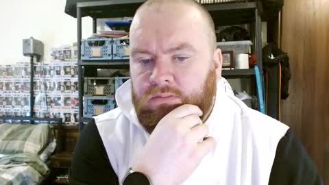 Snapshot of irishdaddy24 chatting on 02.22.26 twitter theirishman205 online show from 02.22.26