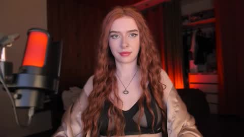 Snapshot of irisice chatting on 10.21.25 Miss Iris Fansly Miss Iris new inst.  online show from 10.21.25
