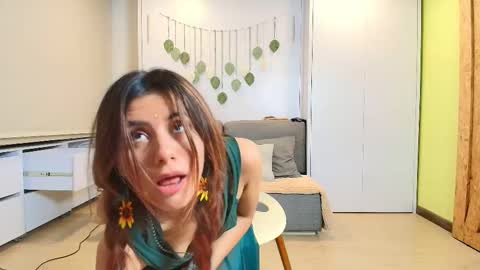 Iris Rosse online show from 11.27.25