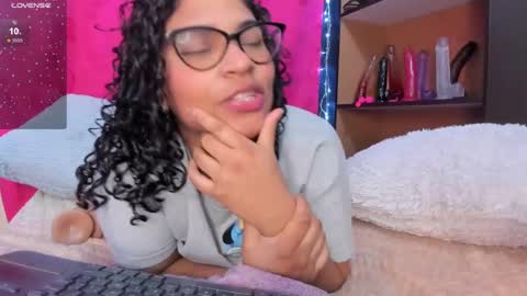 Snapshot of iriss_25 chatting on 02.03.25 iris online show from 02.03.25