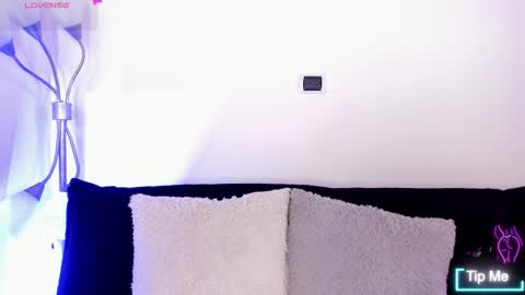 Snapshot of iriss_25 chatting on 09.12.25 iris online show from 09.12.25