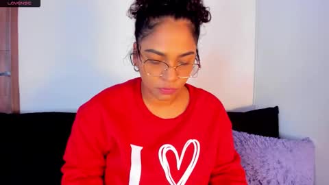 Snapshot of iriss_25 chatting on 10.02.25 iris online show from 10.02.25