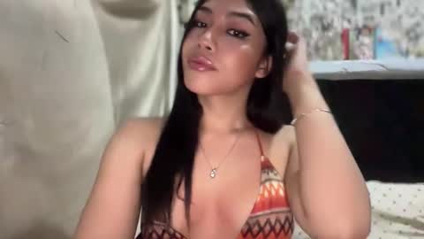 Snapshot of iriss_fox chatting on 11.14.25 iriss_fox online show from 11.14.25