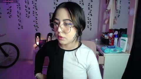 Snapshot of iriss_sky chatting on 11.27.25 Iris online show from 11.27.25