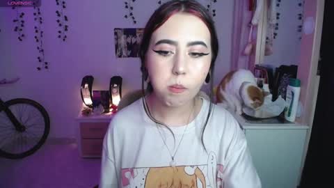 Snapshot of iriss_sky chatting on 01.06.26 Iris online show from 01.06.26