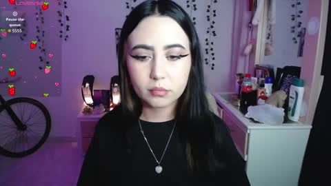 Snapshot of iriss_sky chatting on 01.08.26 Iris online show from 01.08.26