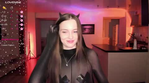 irisskiss online show from 06.25.26