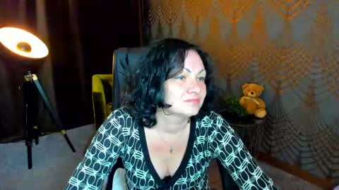 Iris online show from 06.11.26